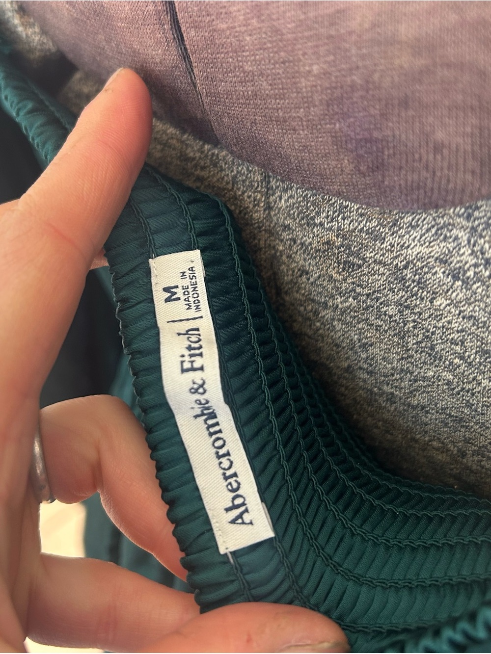 Abercrombie & Fitch Deep Emerald Long-Sleeve Pleated Bodice Dress - Picture 3 of 3